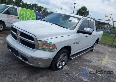 2018 Ram 1500 Slt 4X4 5'7 Box z USA, uszkodzony, nr VIN 1C6RR7LT6JS331464